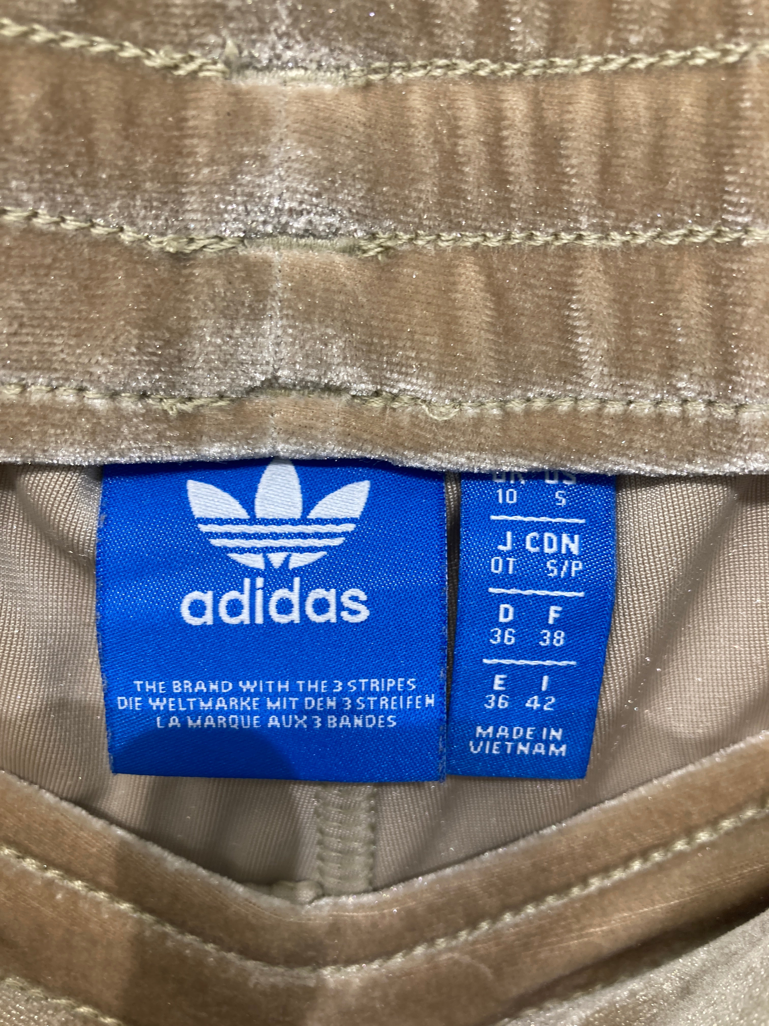 Adidas Sportstøj